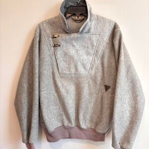 VTG grey fleece pullover from Union Bay